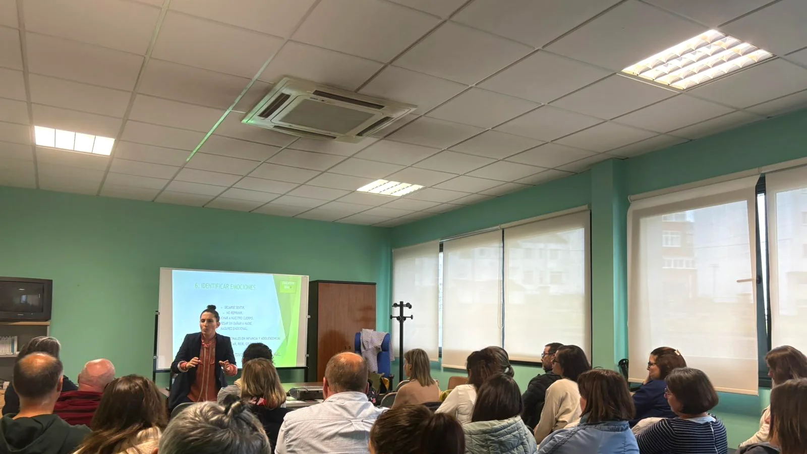 Acompañamiento emocional Asociación Intelecto may 2025